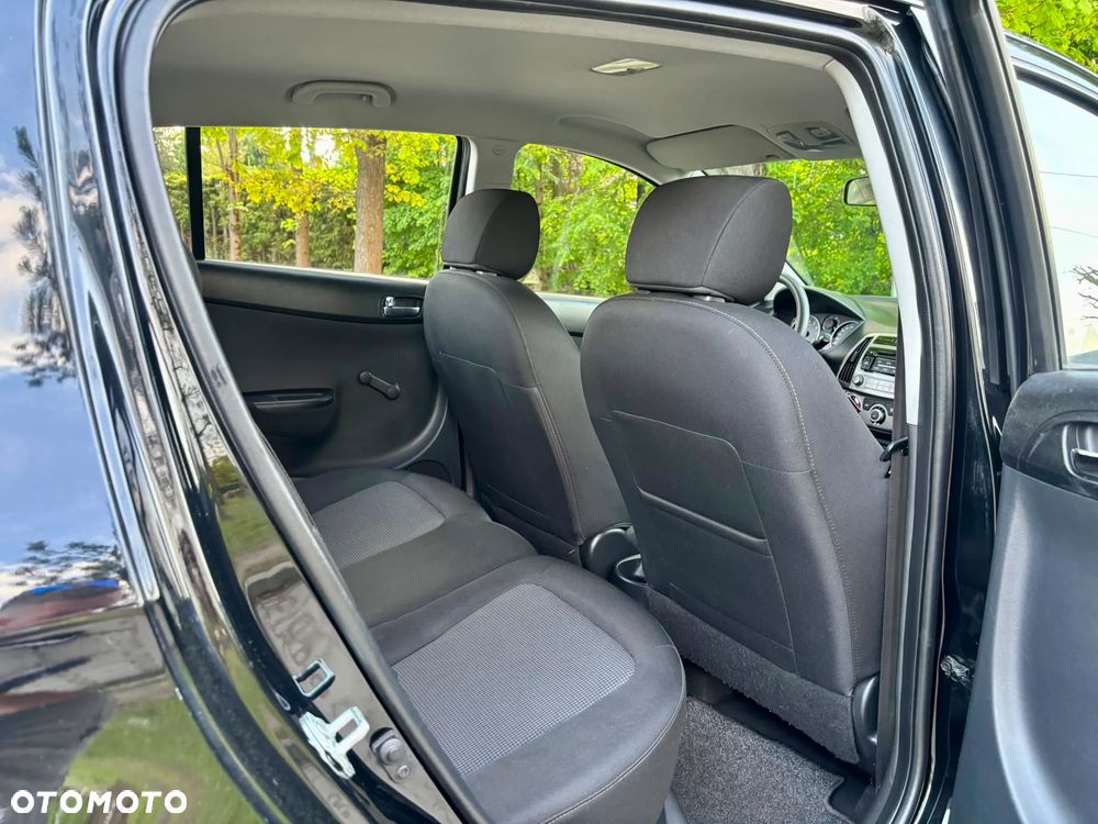 Hyundai i20 1.25 Wersja Jubileuszowa - 37