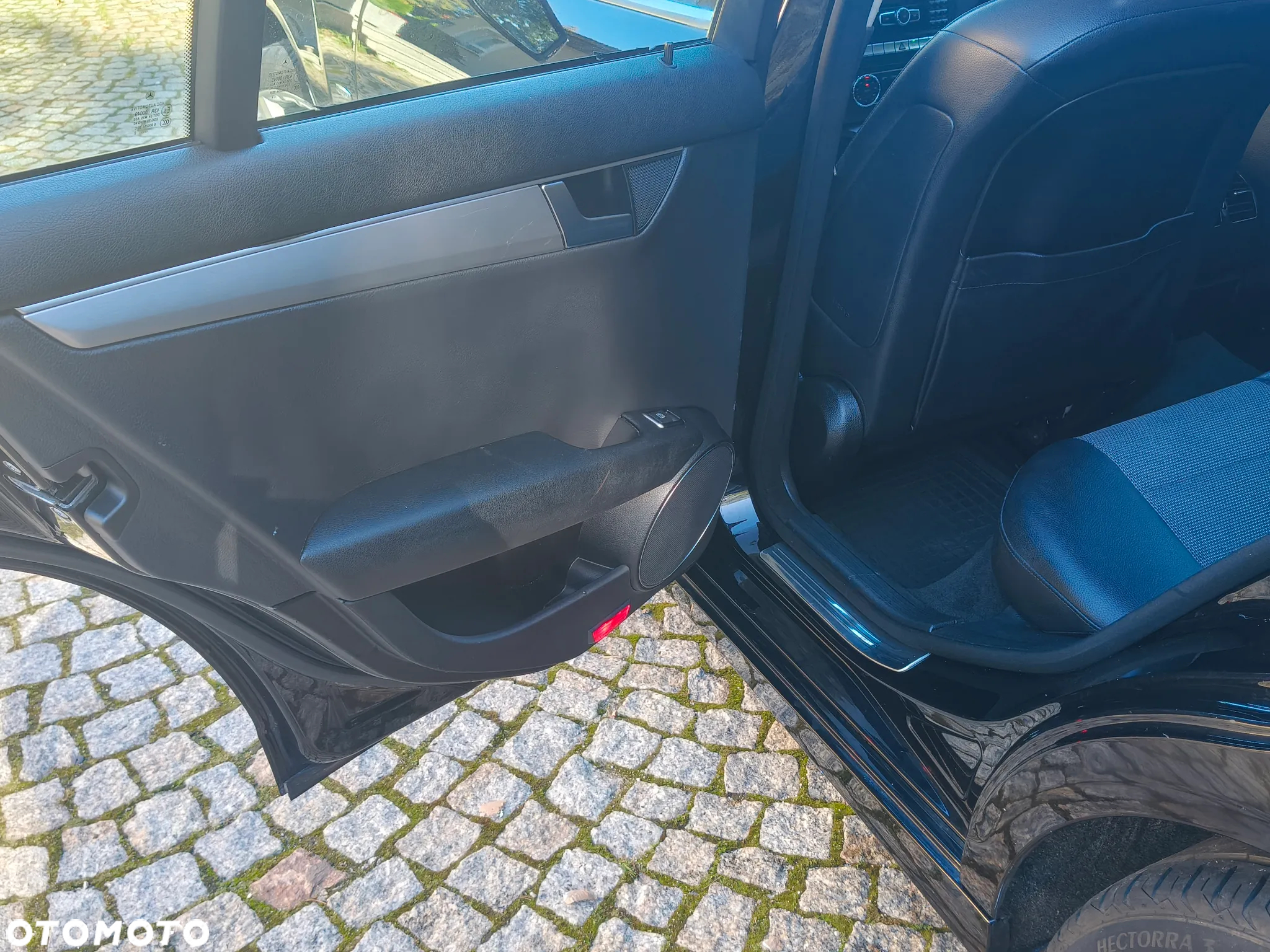 Mercedes-Benz Klasa C 220 (BlueTEC) d T Avantgarde - 16