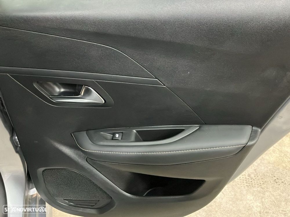 Peugeot 208 1.2 PureTech Allure - 21