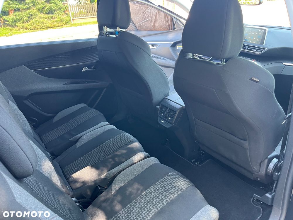 Peugeot 5008 PureTech 130 EAT8 Stop & Start Active - 11