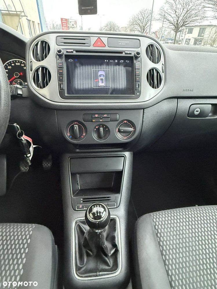 Volkswagen Tiguan - 6