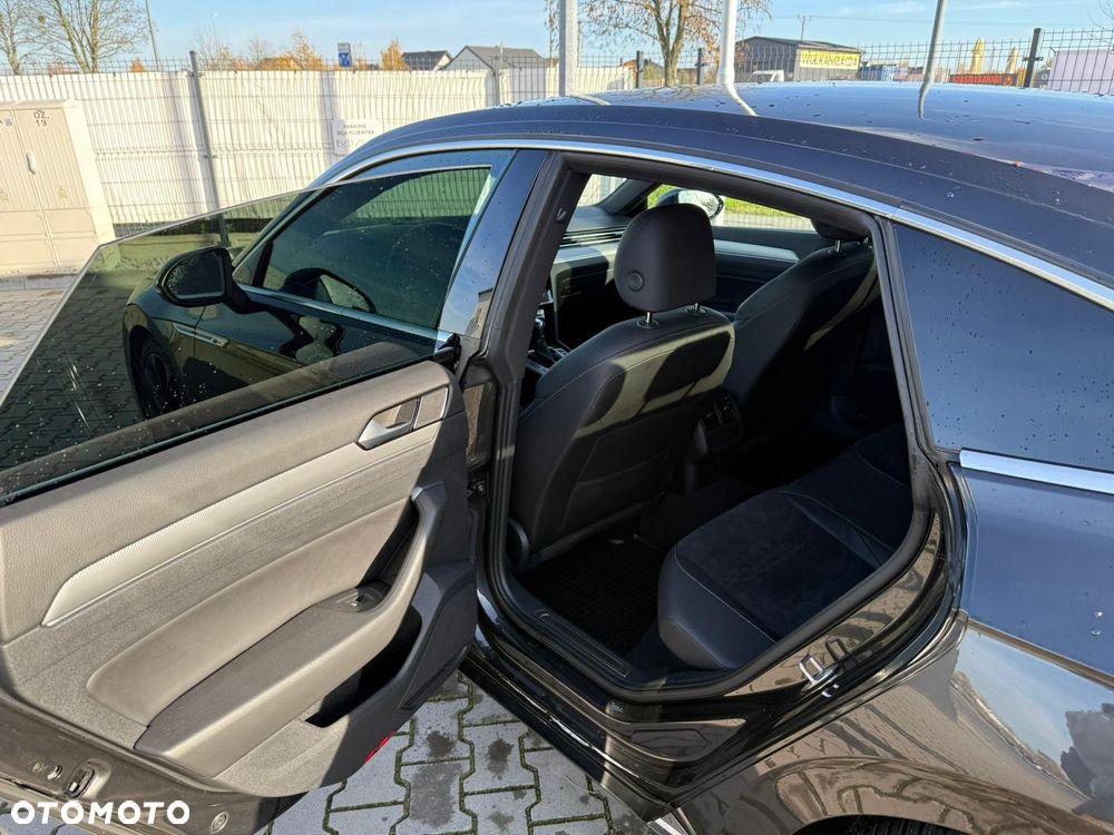 Volkswagen Arteon 2.0 TSI R-Line DSG - 13