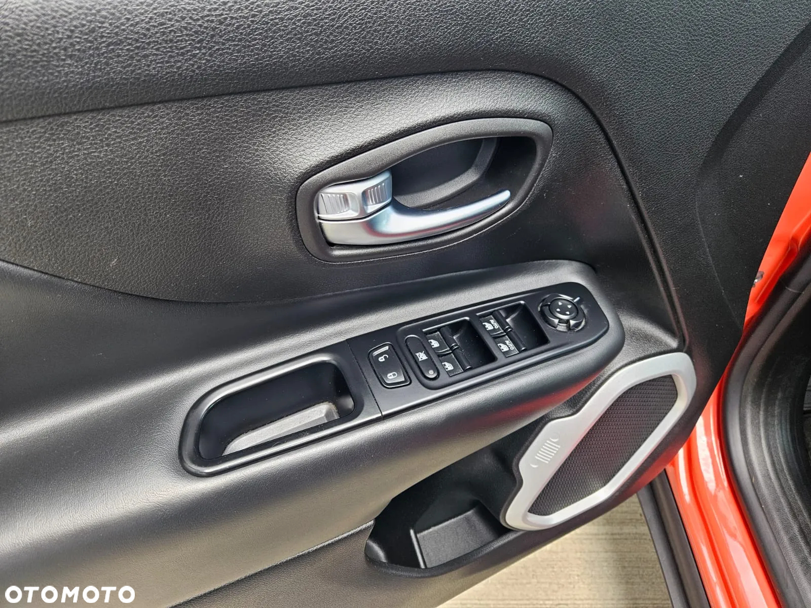 Jeep Renegade 2.0 MultiJet Limited 4WD S&S - 12