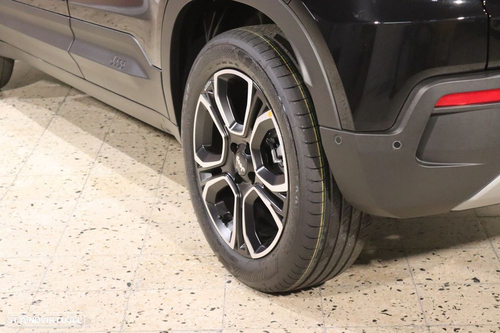 Jeep Avenger 1.2 e-Hybrid Altitude DCT - 38