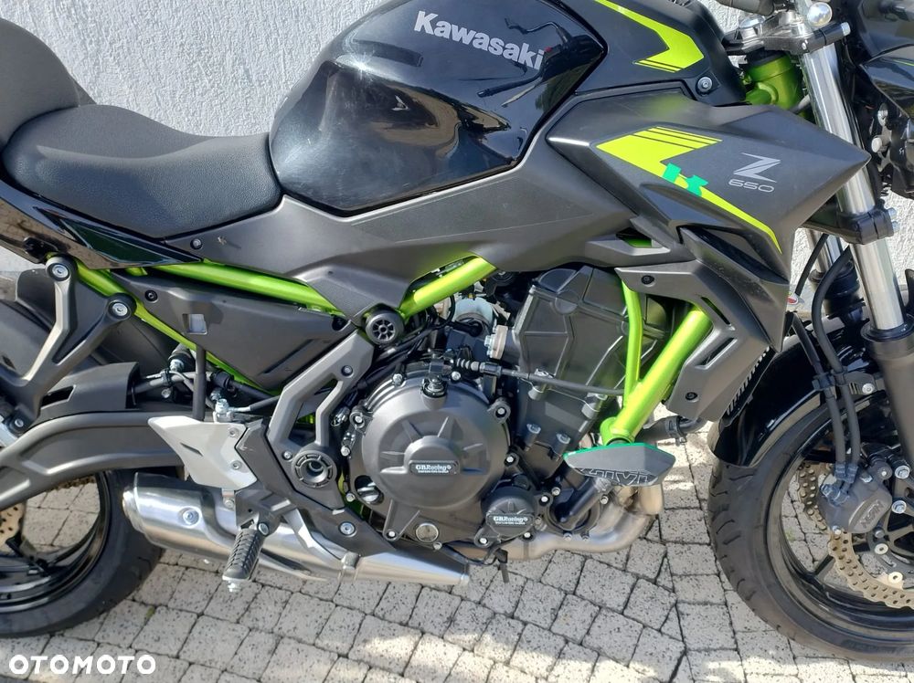 Kawasaki Z 650 - 5