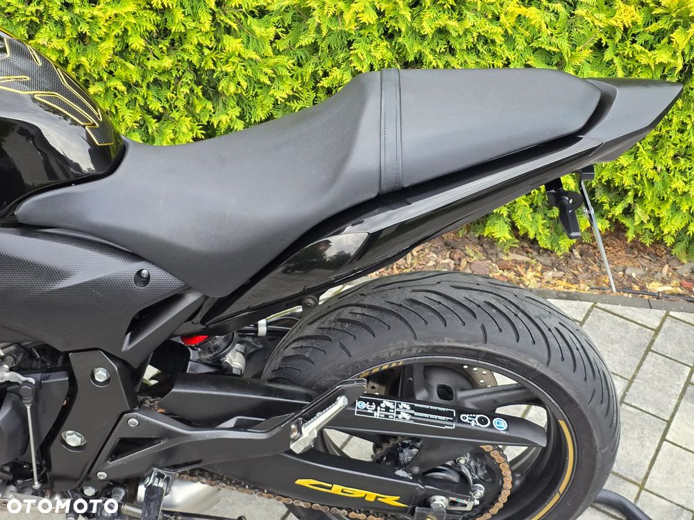 Honda CBR - 25