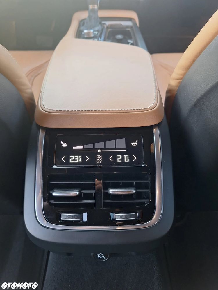 Volvo V90 D5 AWD Inscription - 17