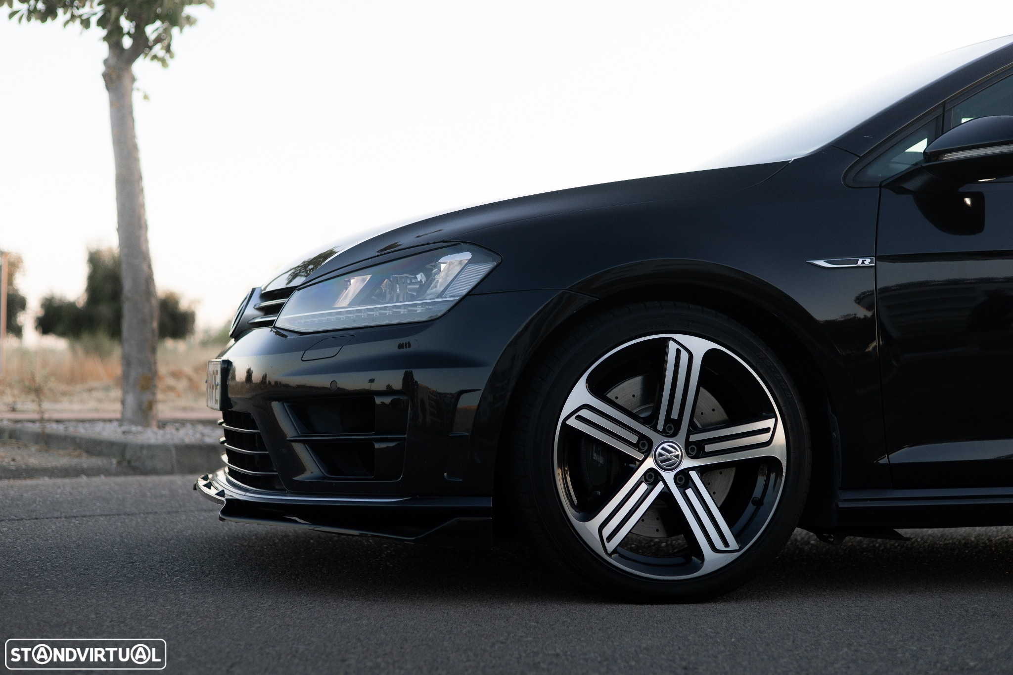 VW Golf 2.0 TSi R DSG - 2