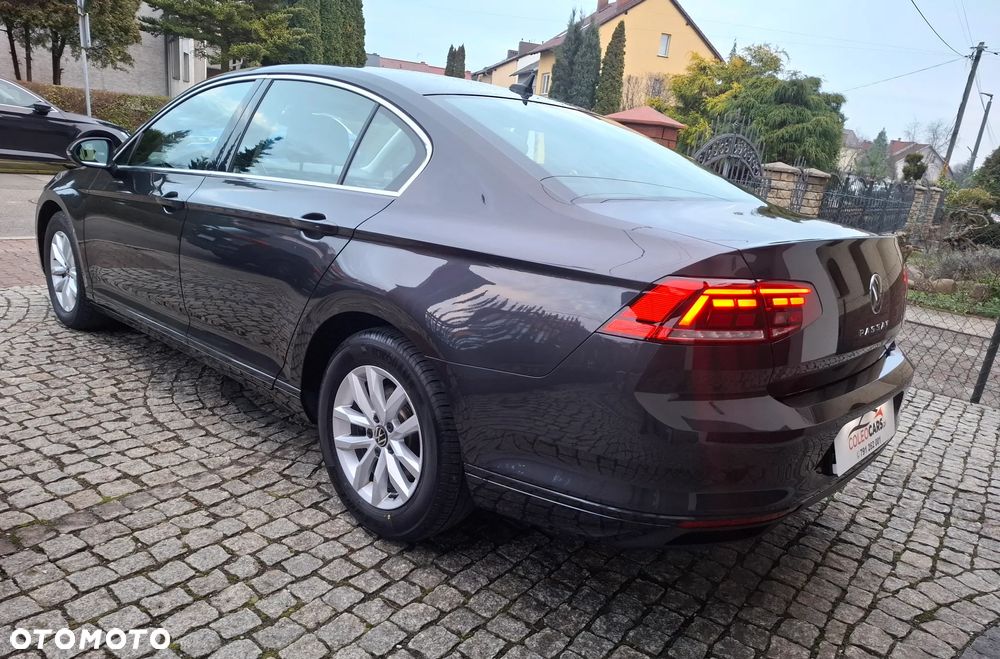 Volkswagen Passat 1.5 TSI EVO Business - 5
