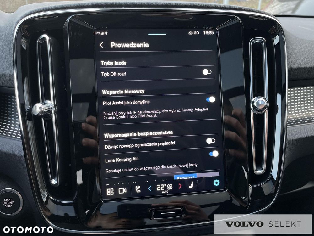 Volvo XC 40 - 22
