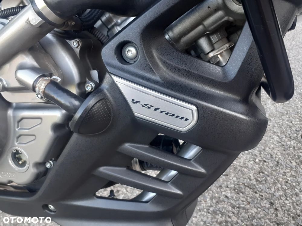 Suzuki DL - 11