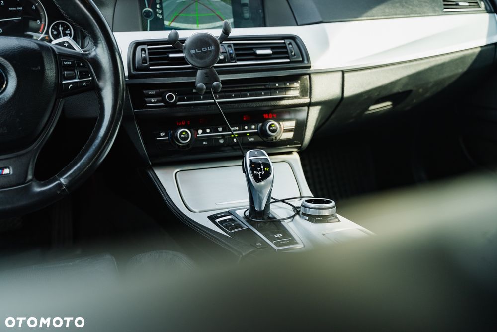 BMW Seria 5 535d Touring - 37