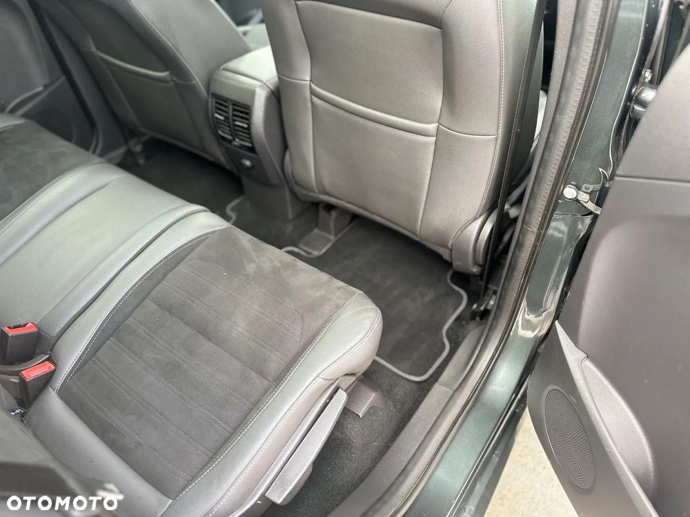 Ford Kuga 2.0 TDCi AWD ST-Line Black - 10