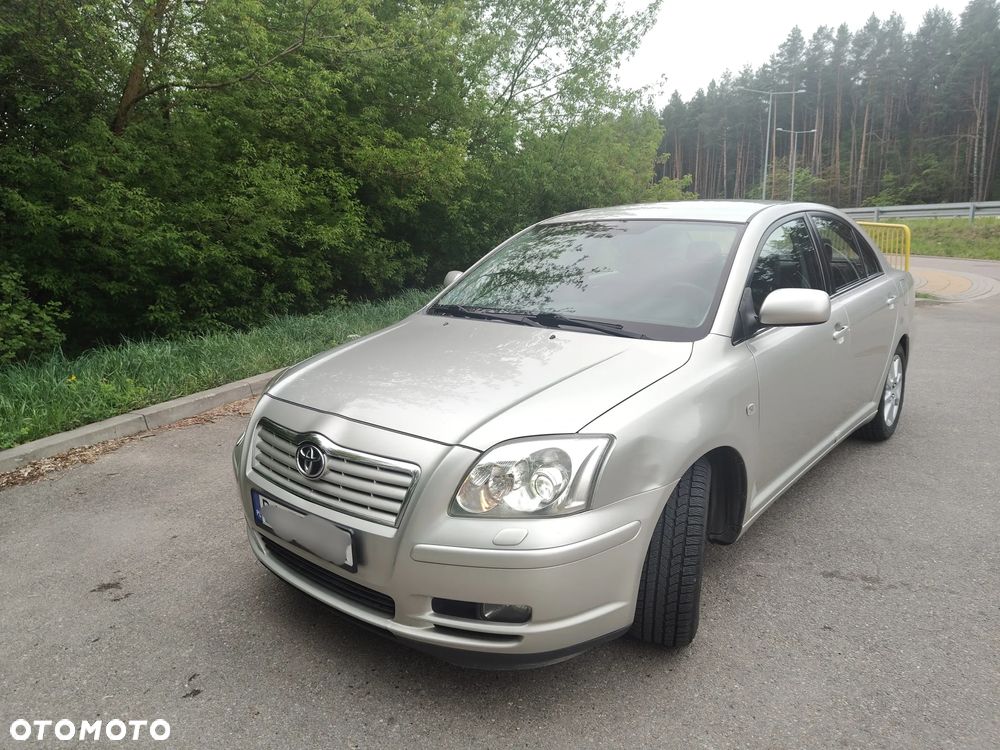 Toyota Avensis 2.2 D-4D X - 5