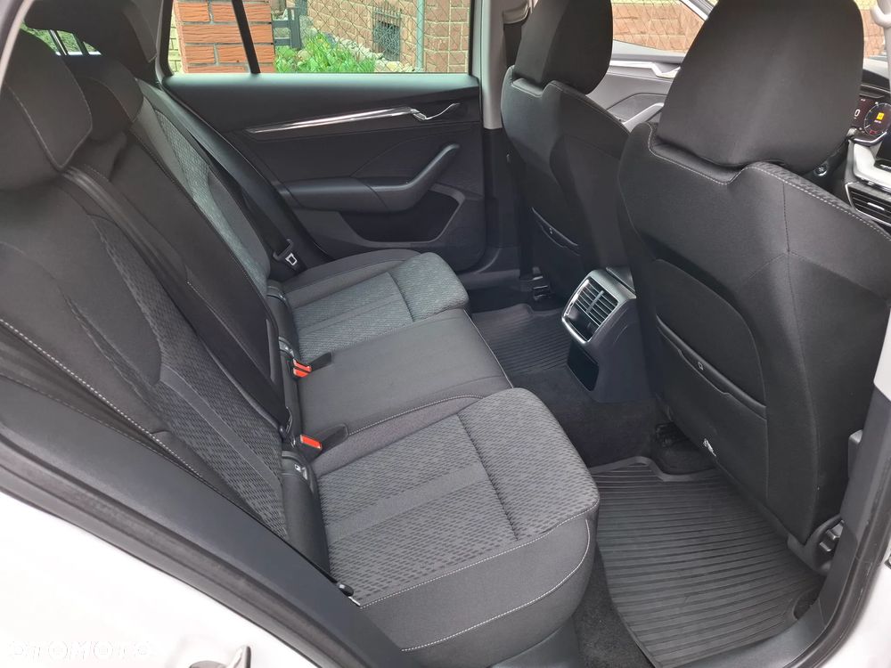 Skoda Octavia 1.5 TSI ACT Style - 33