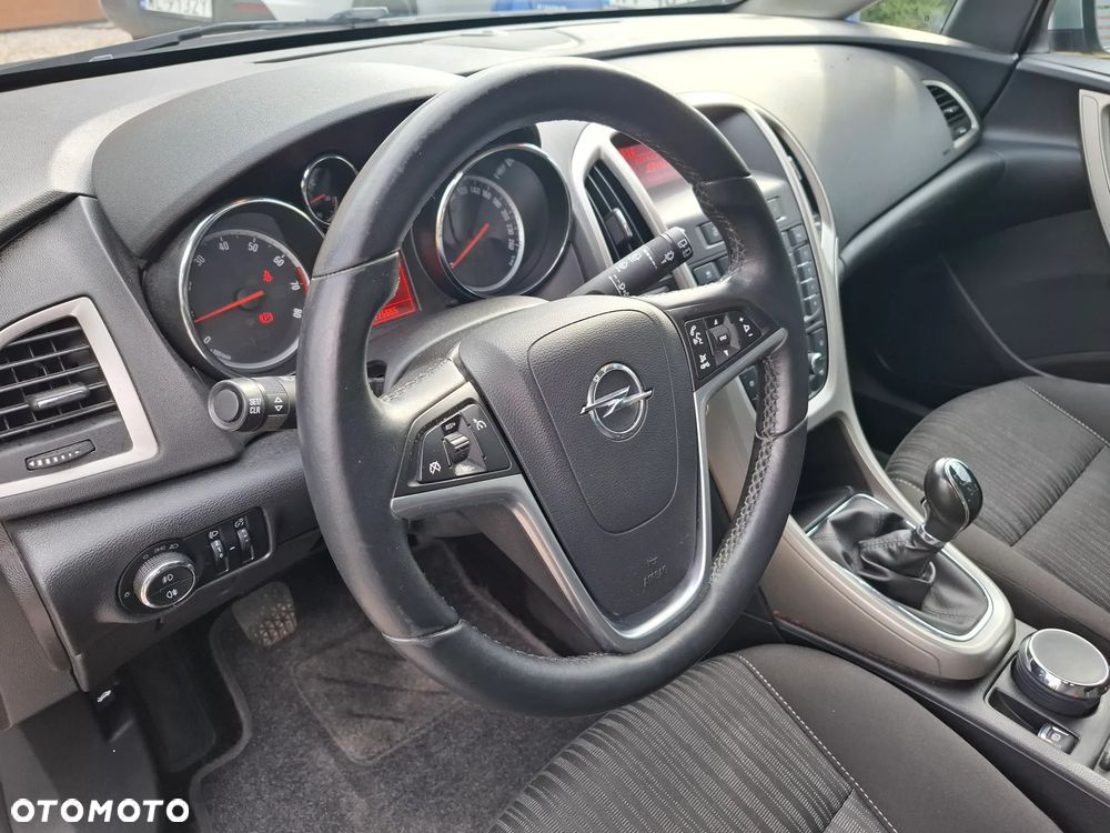 Opel Astra 1.4 Turbo Innovation - 15