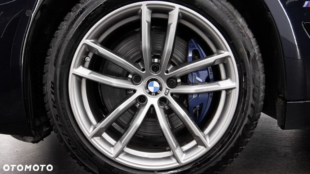 BMW Seria 5 530e xDrive M Sport sport - 9