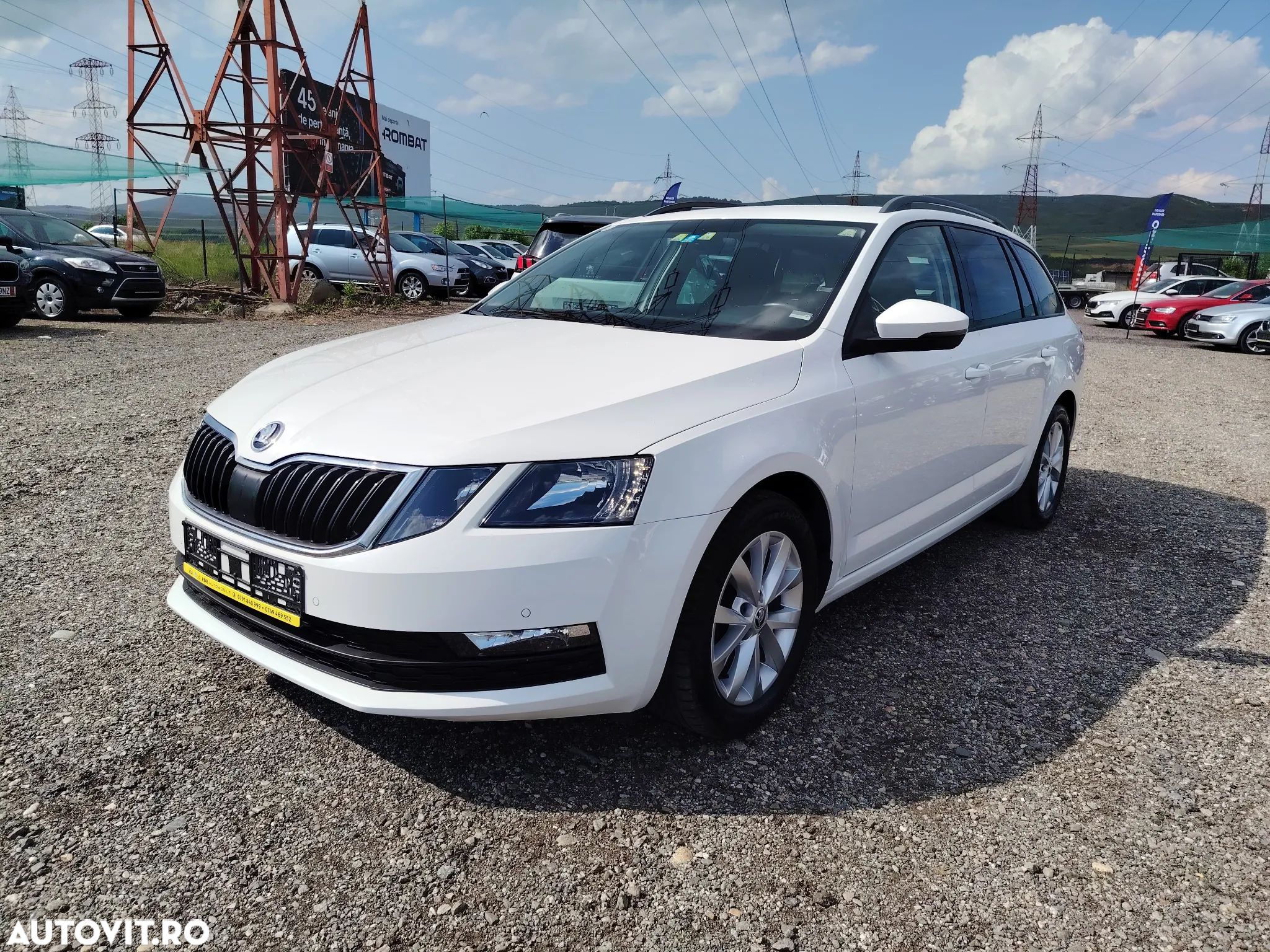 Skoda Octavia Combi 1.6 TDI Sport Edition - 1