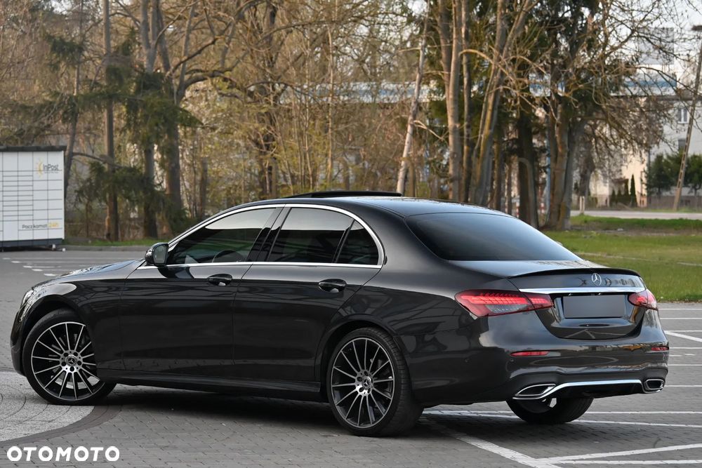 Mercedes-Benz Klasa E 220 d 9G-TRONIC AMG Line - 28