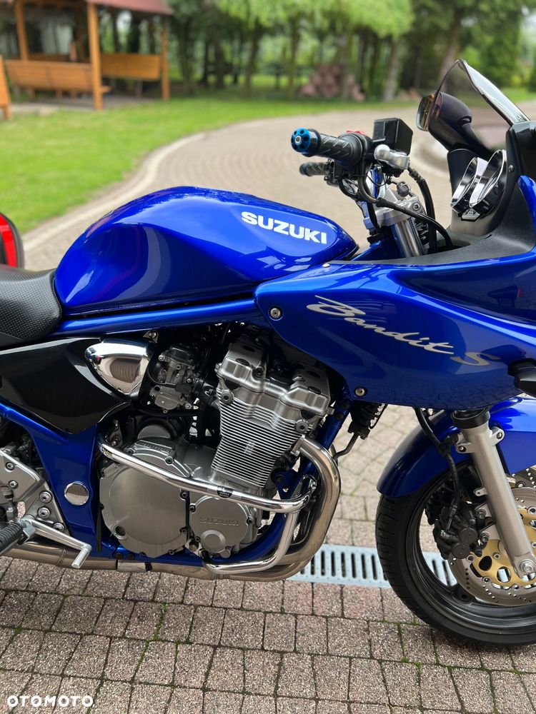 Suzuki Bandit - 25
