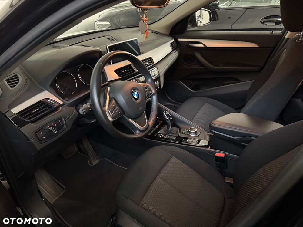 BMW X2 sDrive18d Business Edition sport - 1