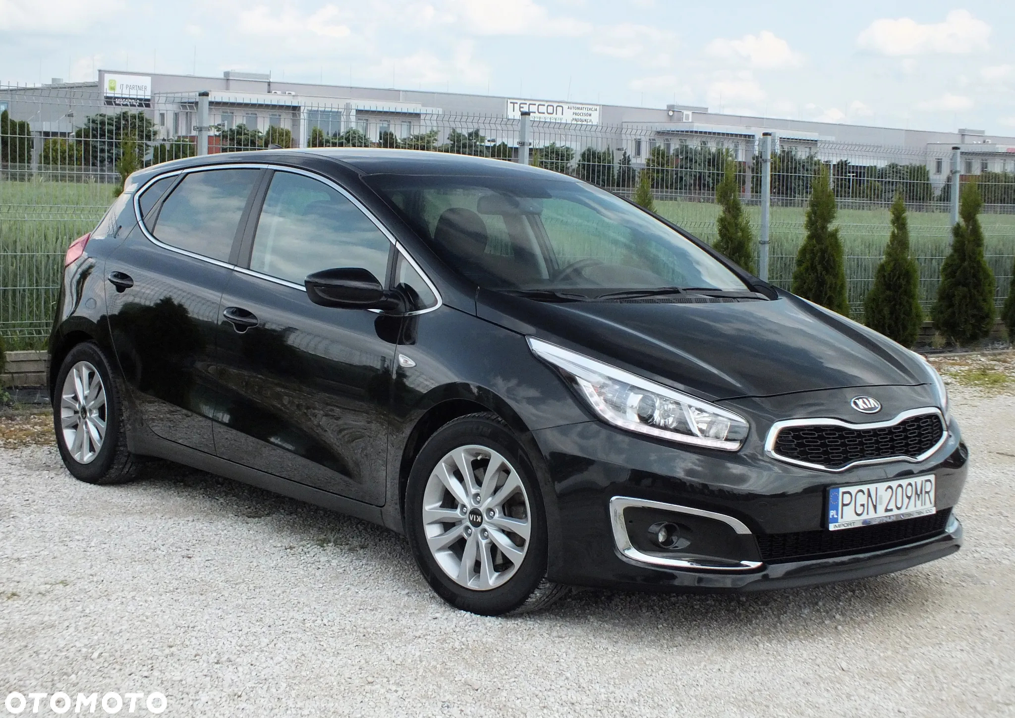 Kia Ceed 1.6 GDI Dream-Team Edition - 2