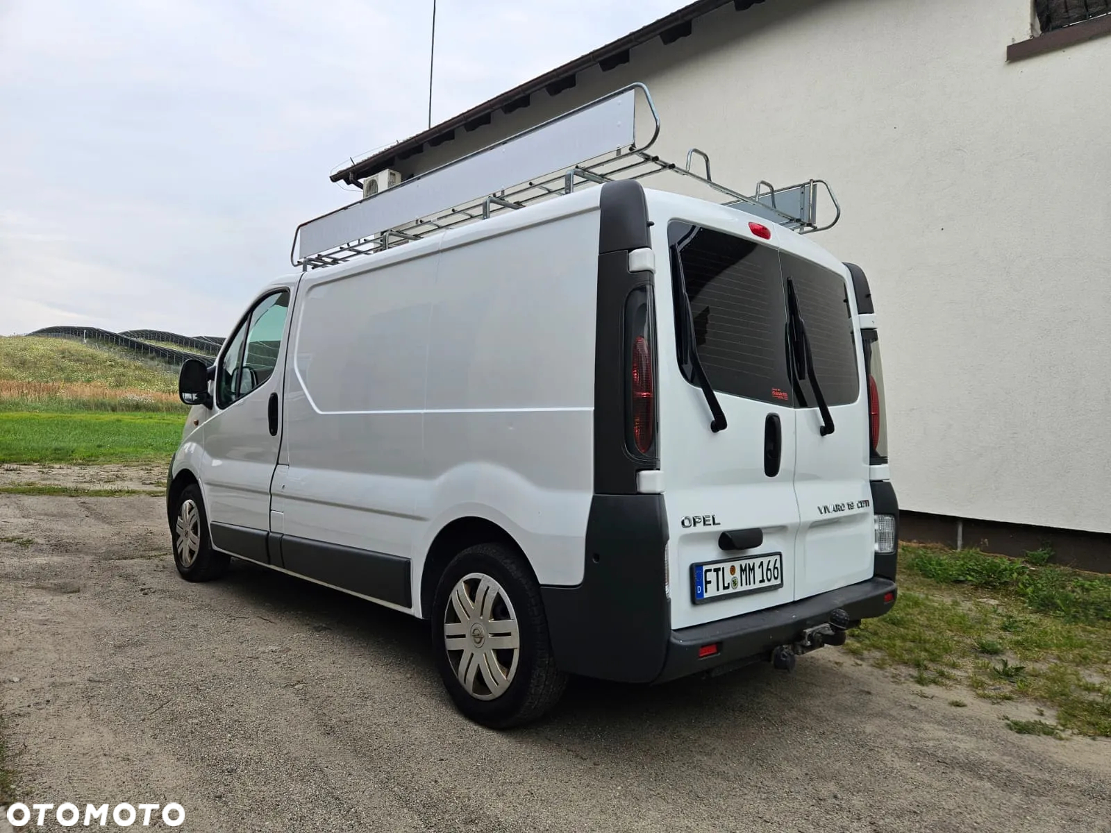 Opel VIVARO - 27
