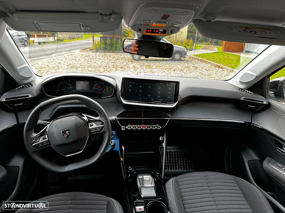 Peugeot e-208 Active - 17