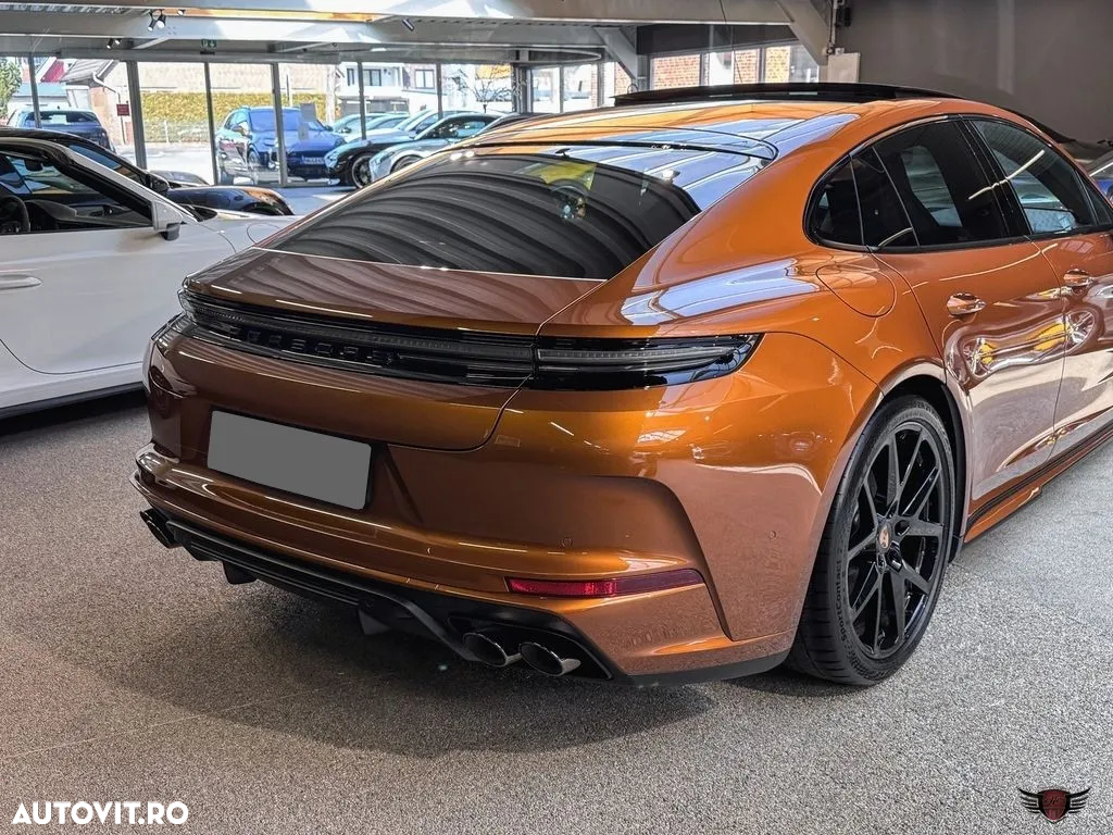 Porsche Panamera 4 E-Hybrid - 7