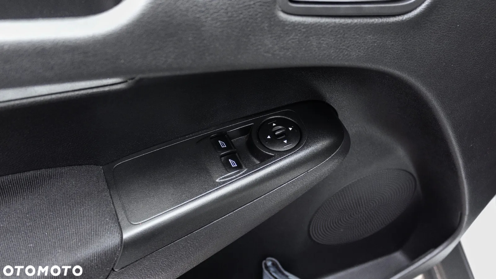 Ford Transit Courier 1.0 EcoBoost Trend - 23