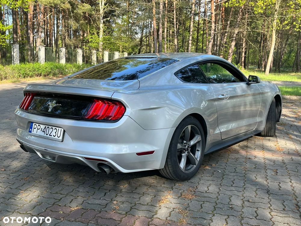 Ford Mustang ver-3-7-v6 - 2