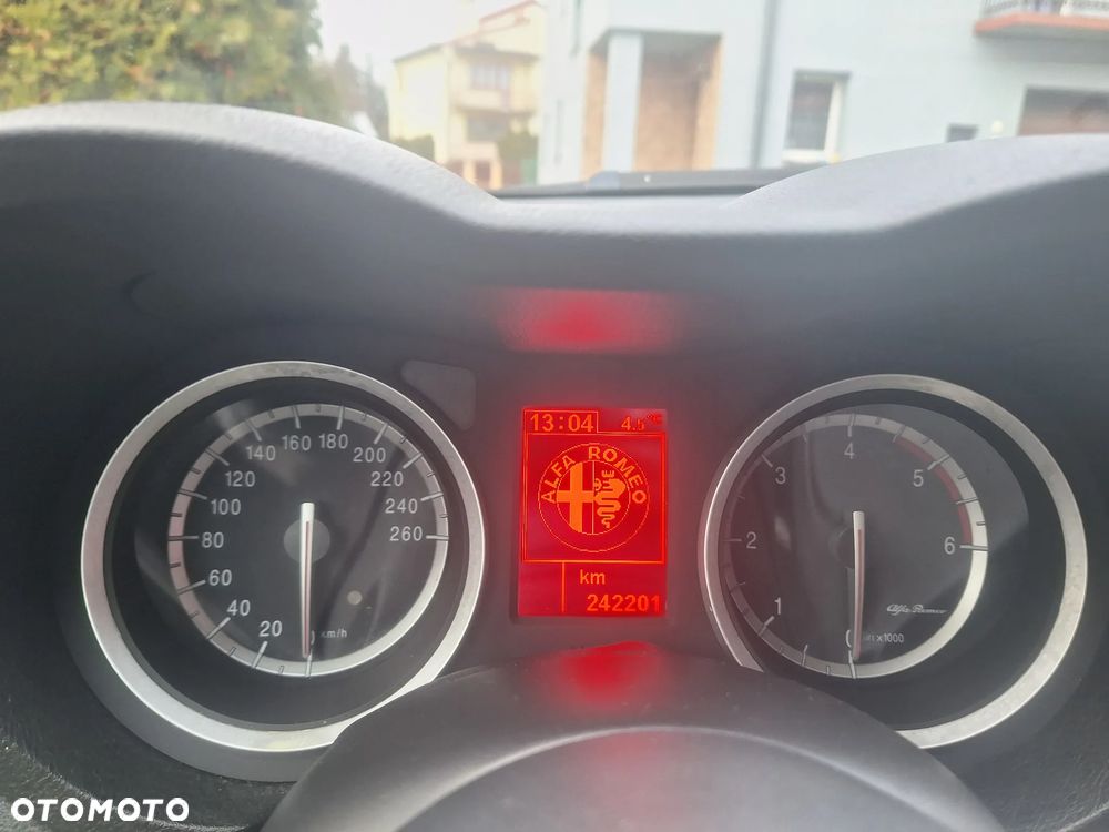 Alfa Romeo 159 1.9JTDM Impression - 10