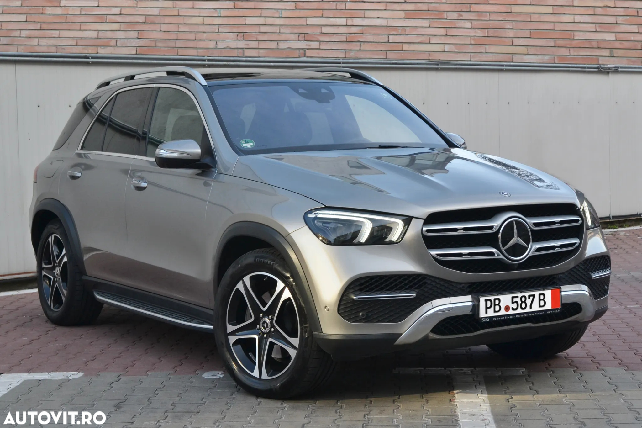 Mercedes-Benz GLE 350 d 4Matic 9G-TRONIC AMG Line - 4