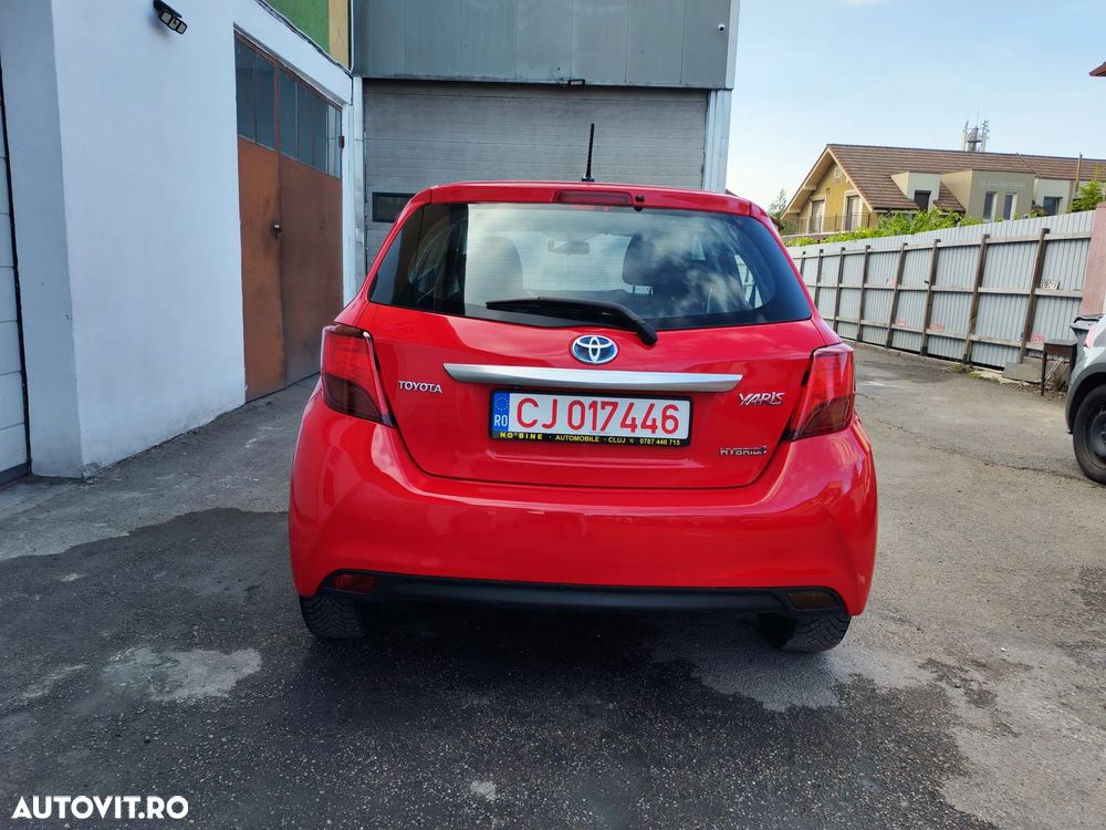Toyota Yaris 1.5 VVT-i HSD Sol - 12