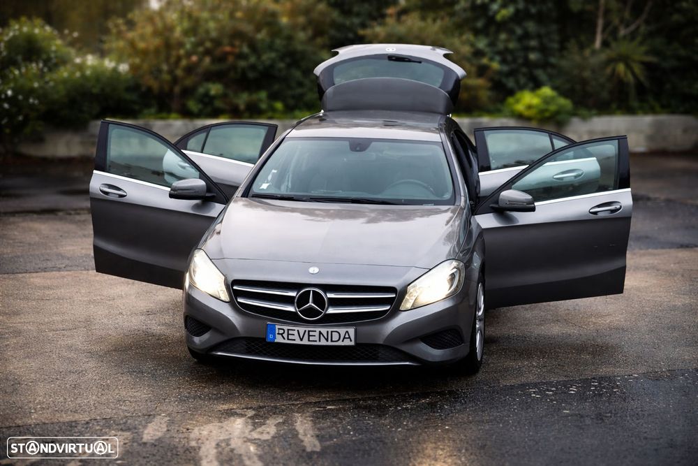 Mercedes-Benz A 180 CDI (BlueEFFICIENCY) Urban - 12