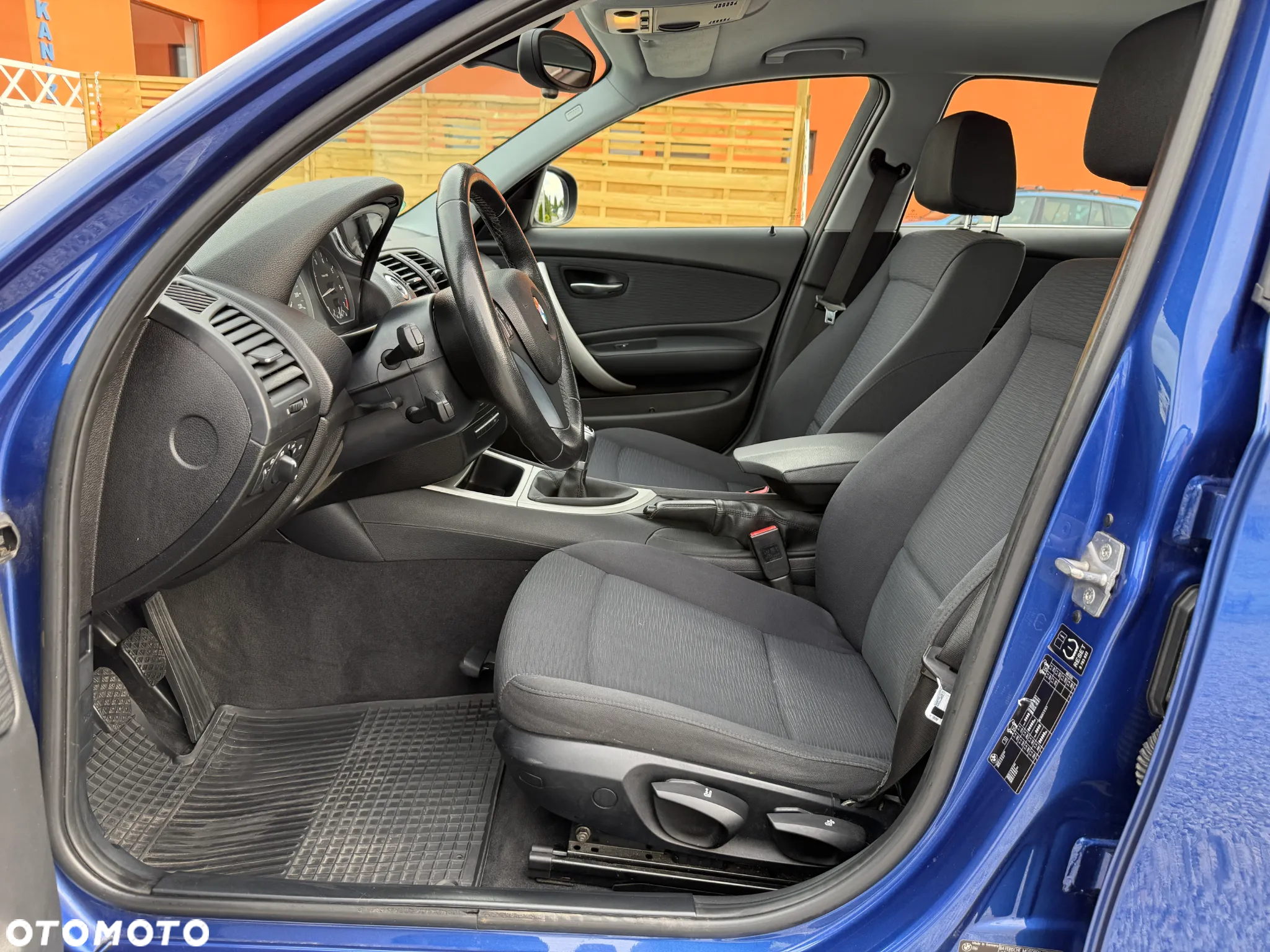 BMW Seria 1 116i - 8