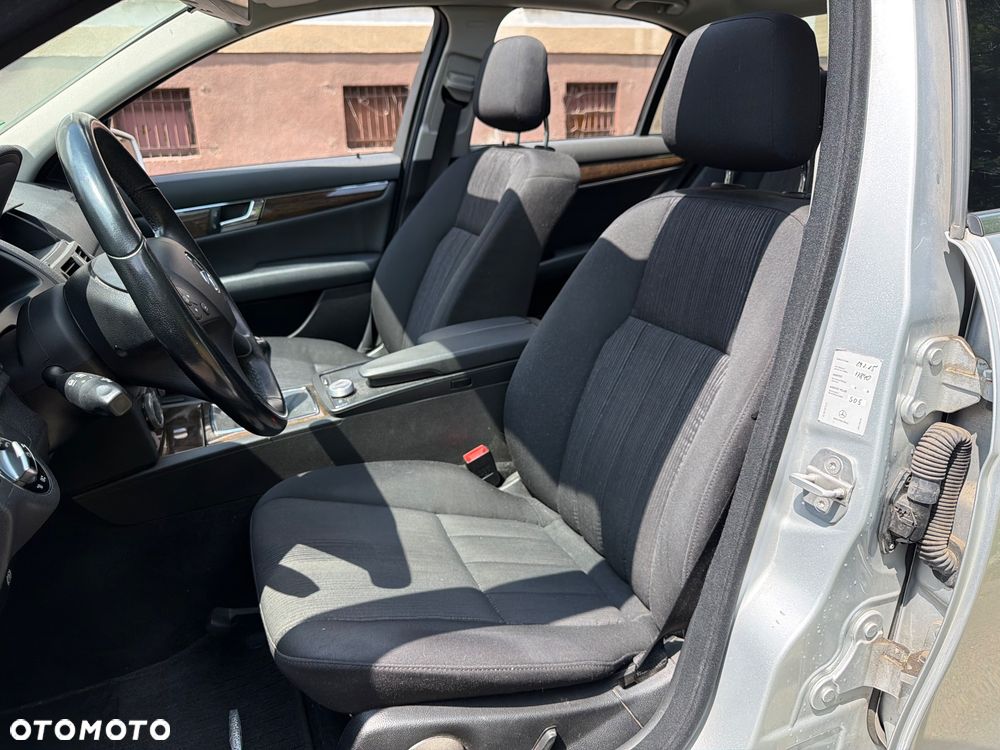 Mercedes-Benz Klasa C 200 Kompressor Elegance - 24