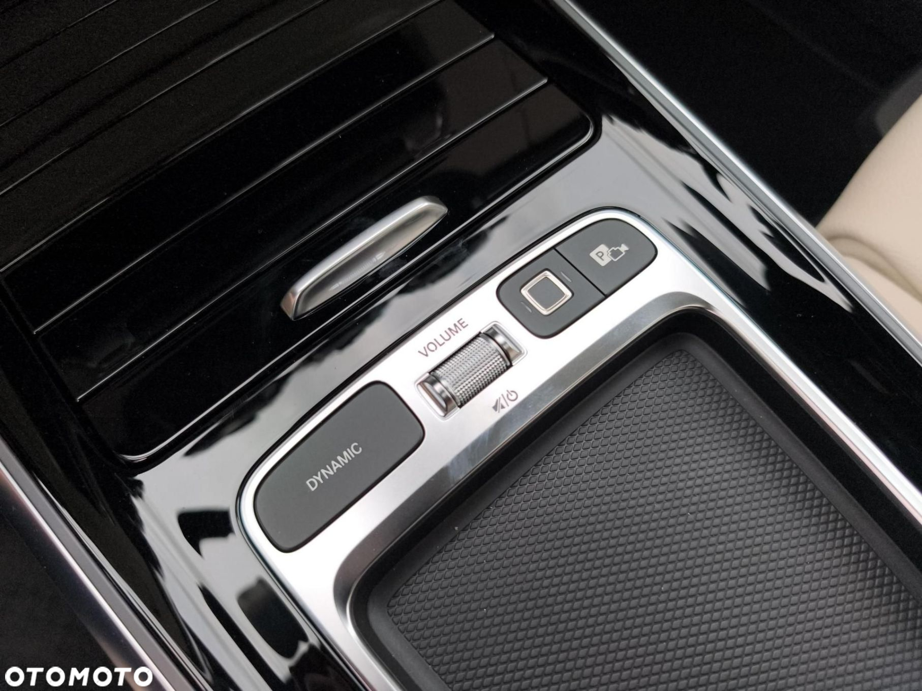 Mercedes-Benz GLB - 18