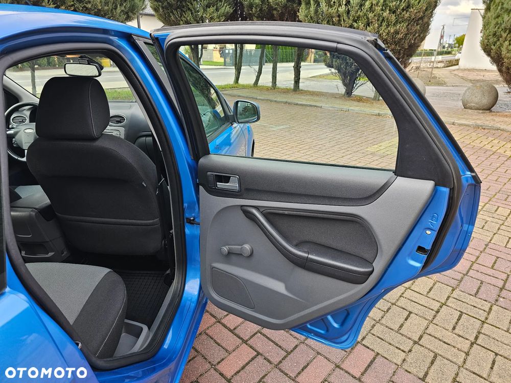 Ford Focus - 14