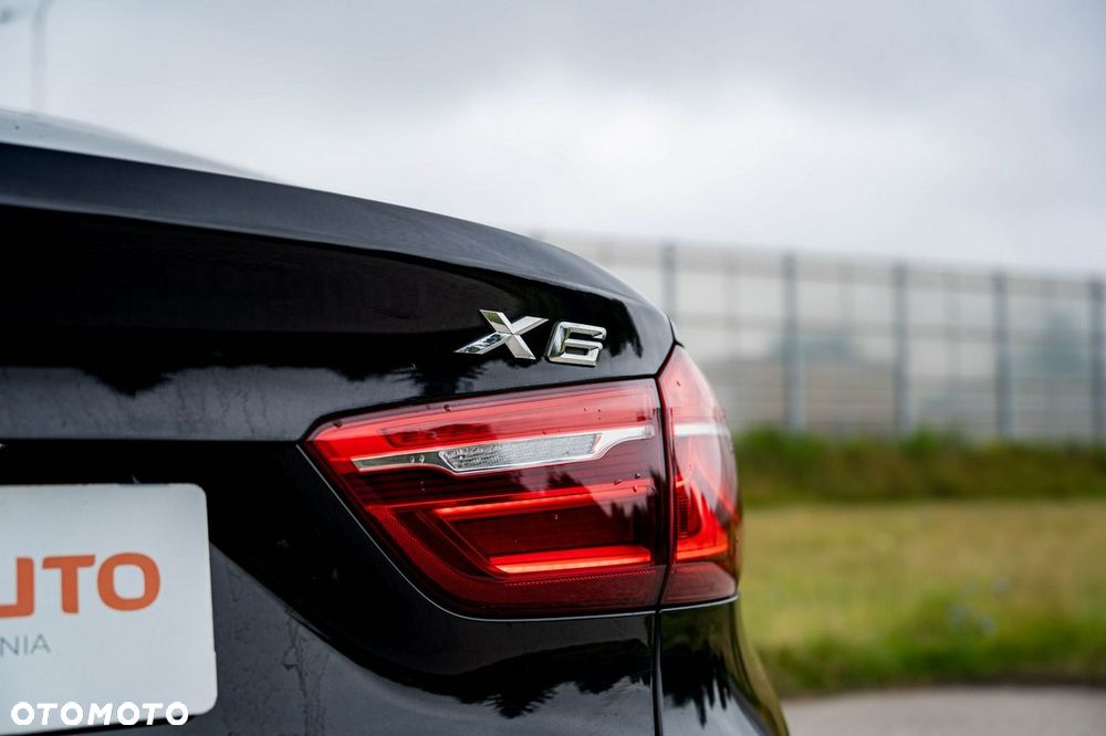 BMW X6 - 14