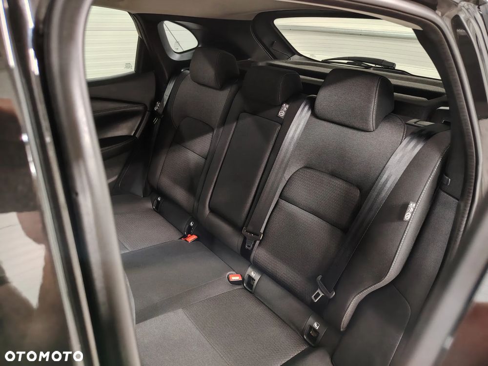 Nissan Qashqai 1.3 DIG-T MHEV N-Connecta - 25