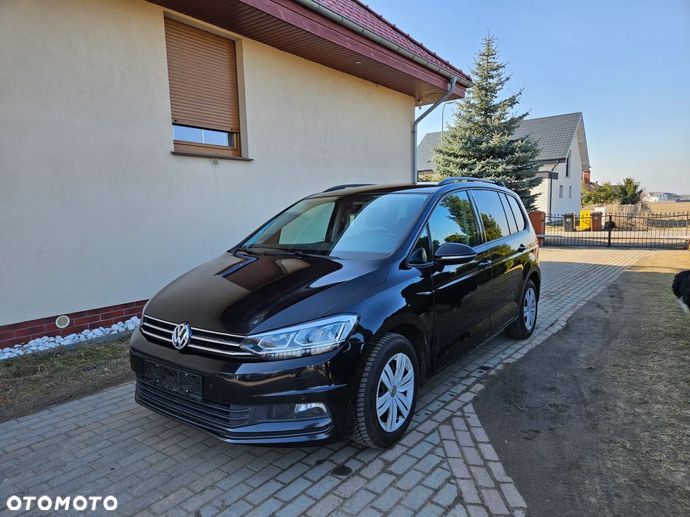 Volkswagen Touran 2.0 TDI SCR DSG Comfortline - 2