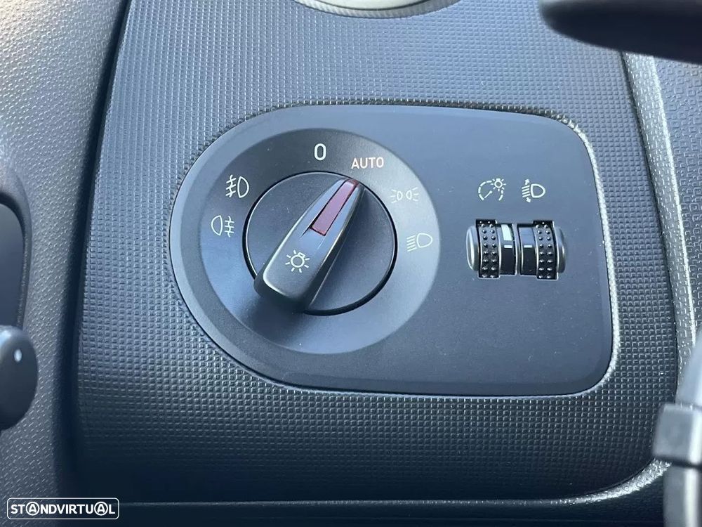 SEAT Ibiza 1.6 TDI Copa DPF - 17