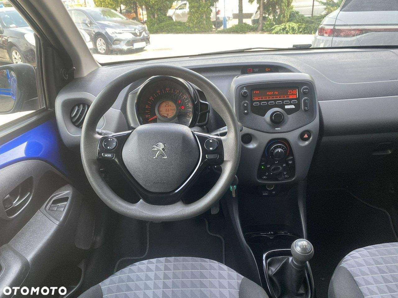 Peugeot 108 - 16