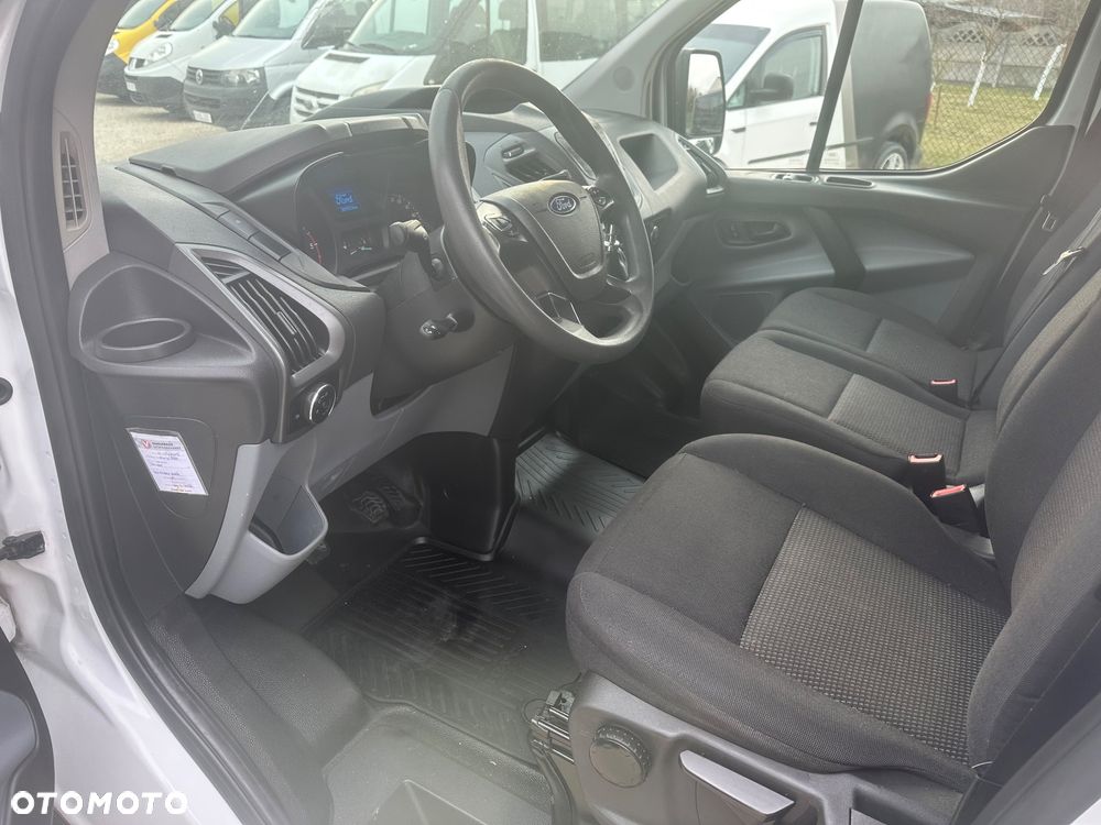 Ford Transit Custom - 12