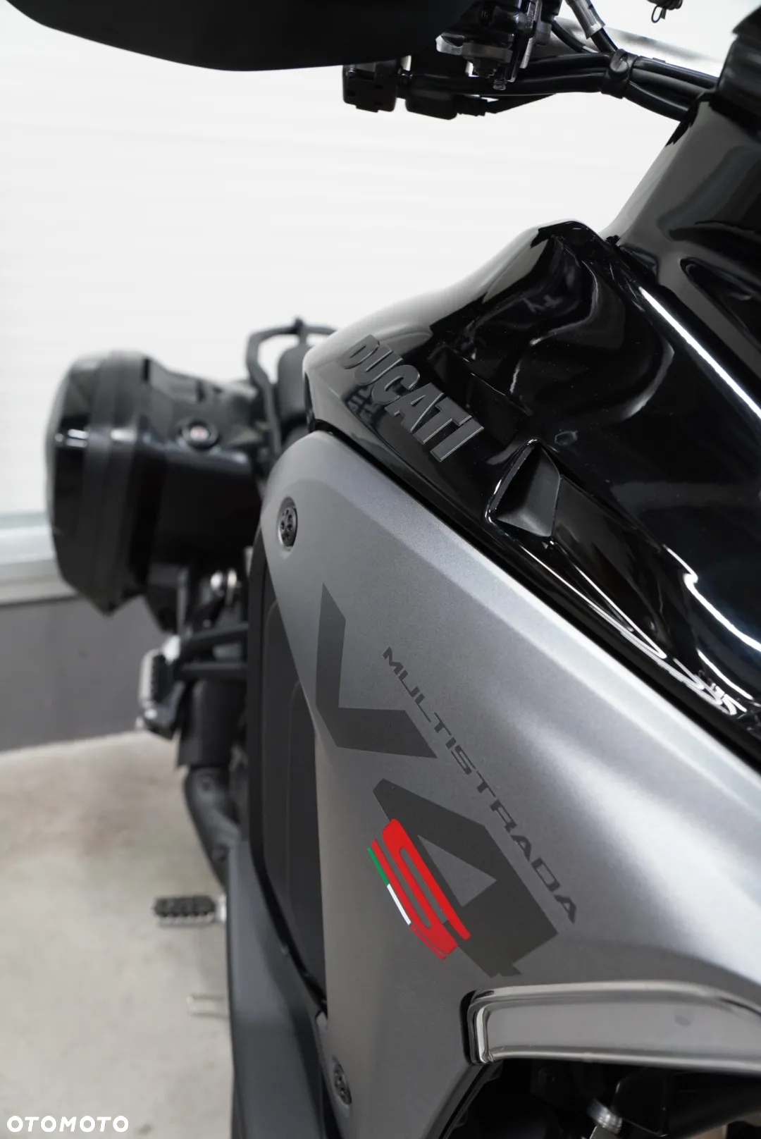 Ducati Multistrada - 9