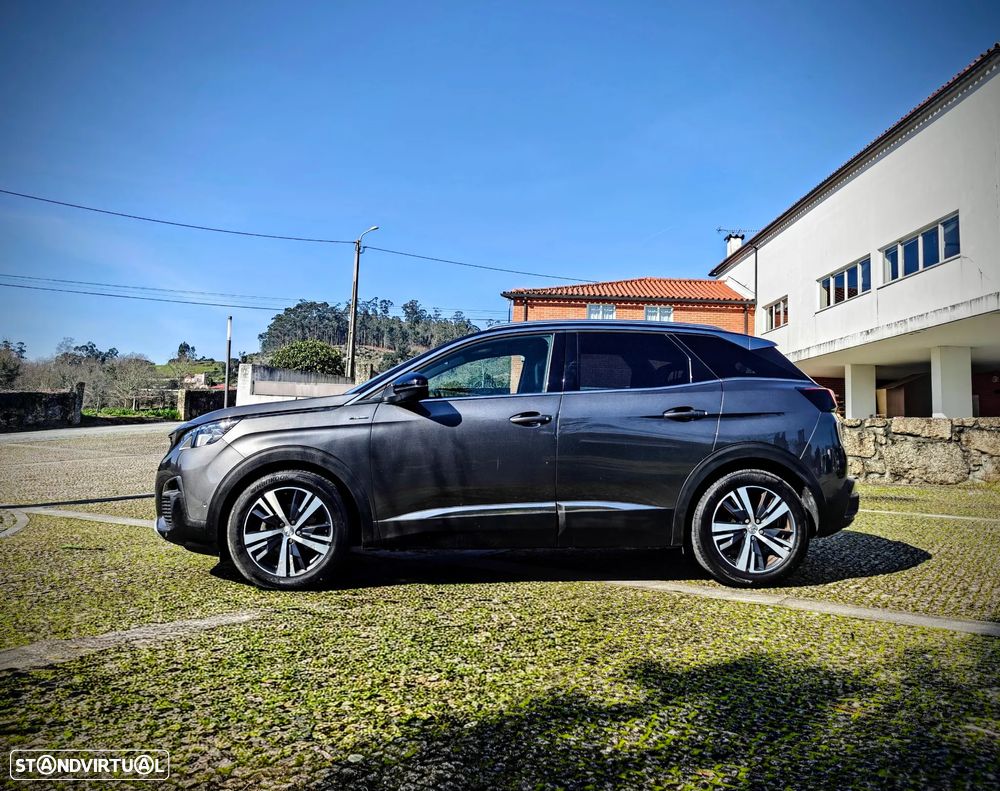 Peugeot 3008 1.6 BlueHDi GT Line Grip Control EAT6 - 32