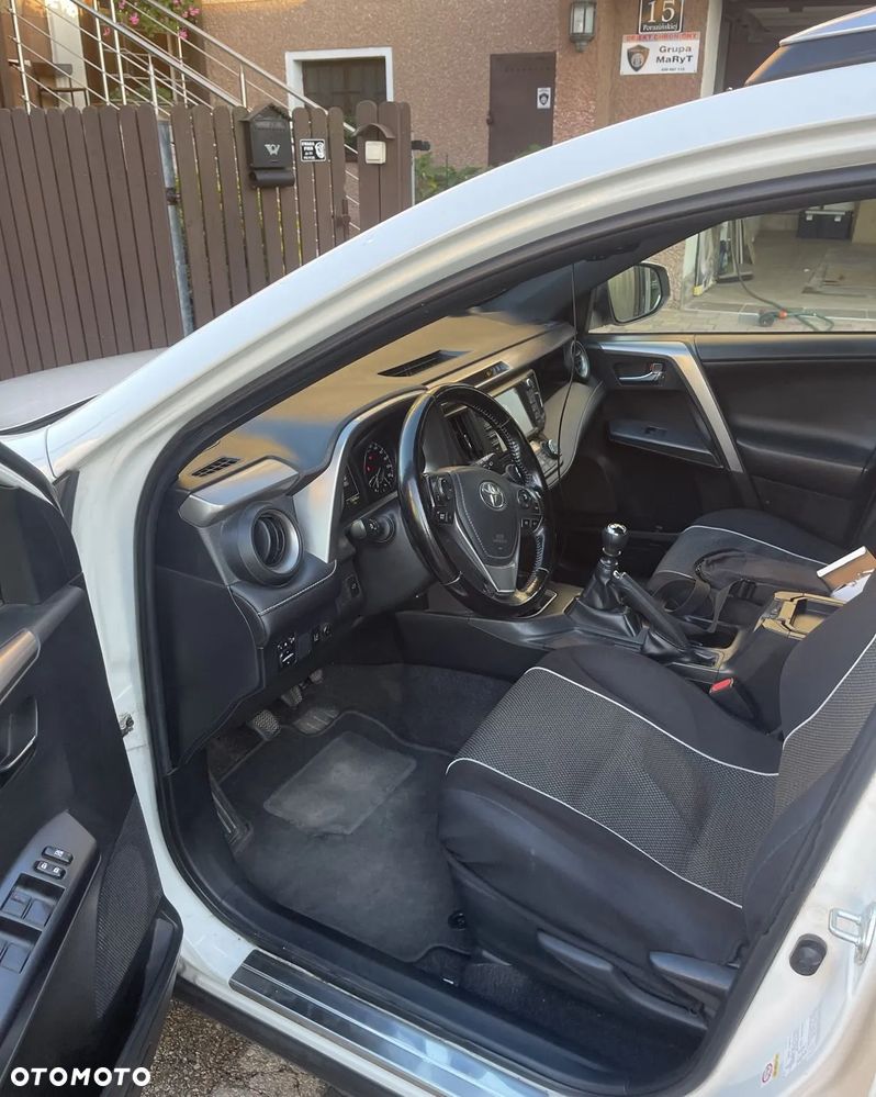 Toyota RAV4 2.0 D-4D Style 4x2 - 12