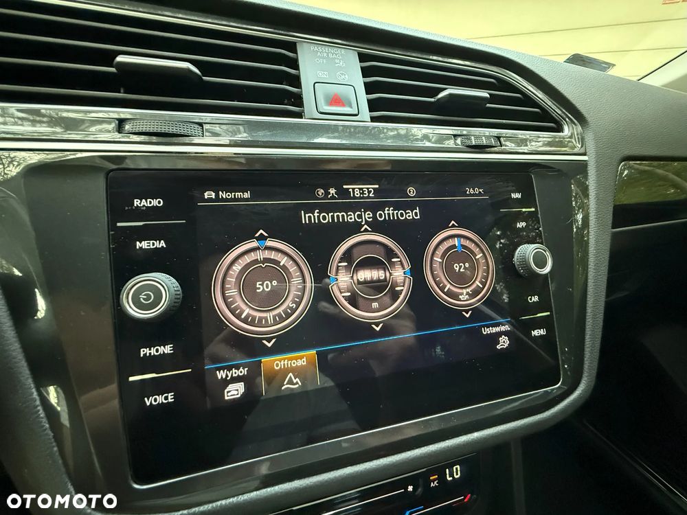 Volkswagen Tiguan 2.0 TDI SCR 4Mot Elegance DSG - 35