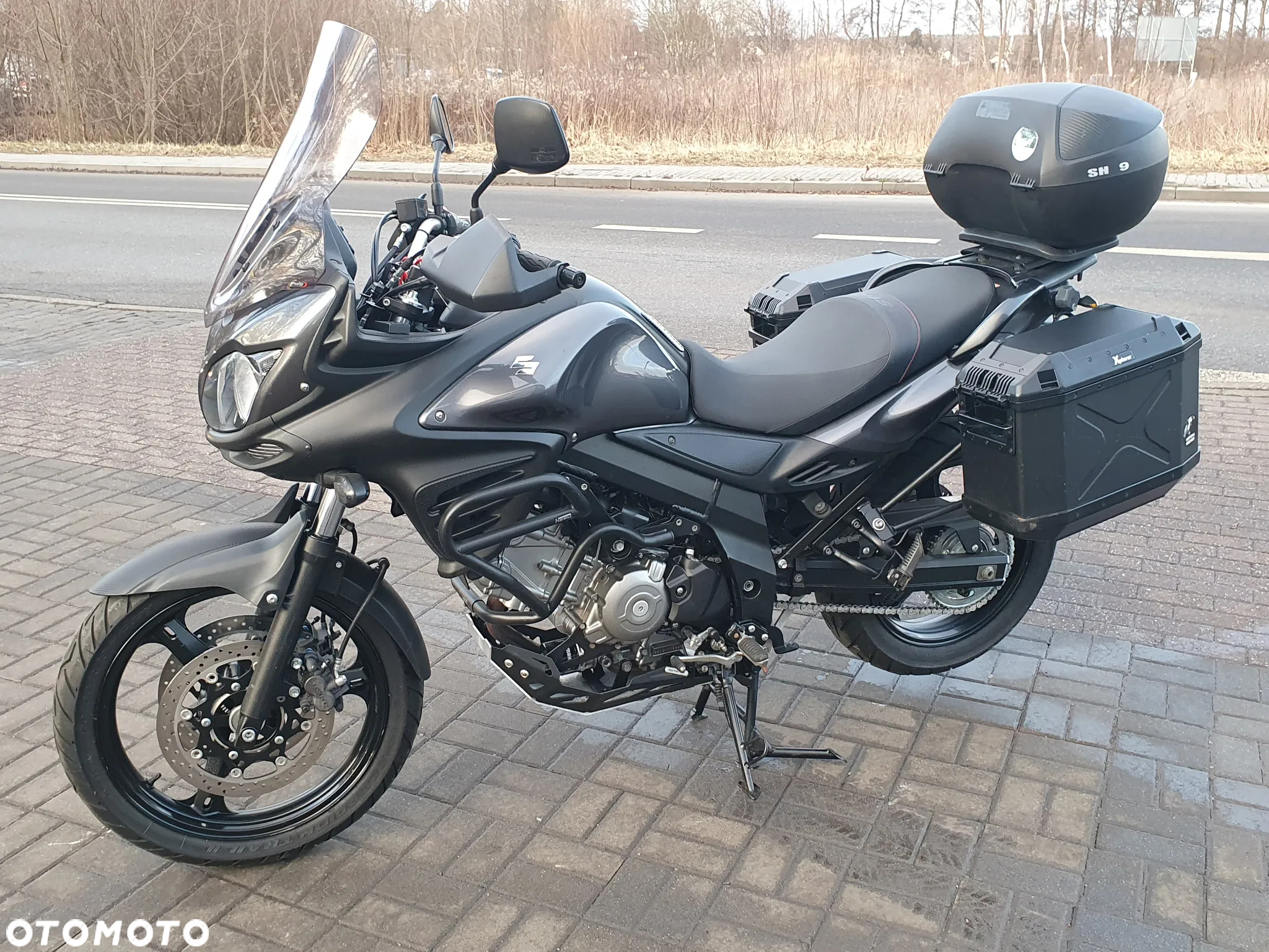 Suzuki V-STROM - 15